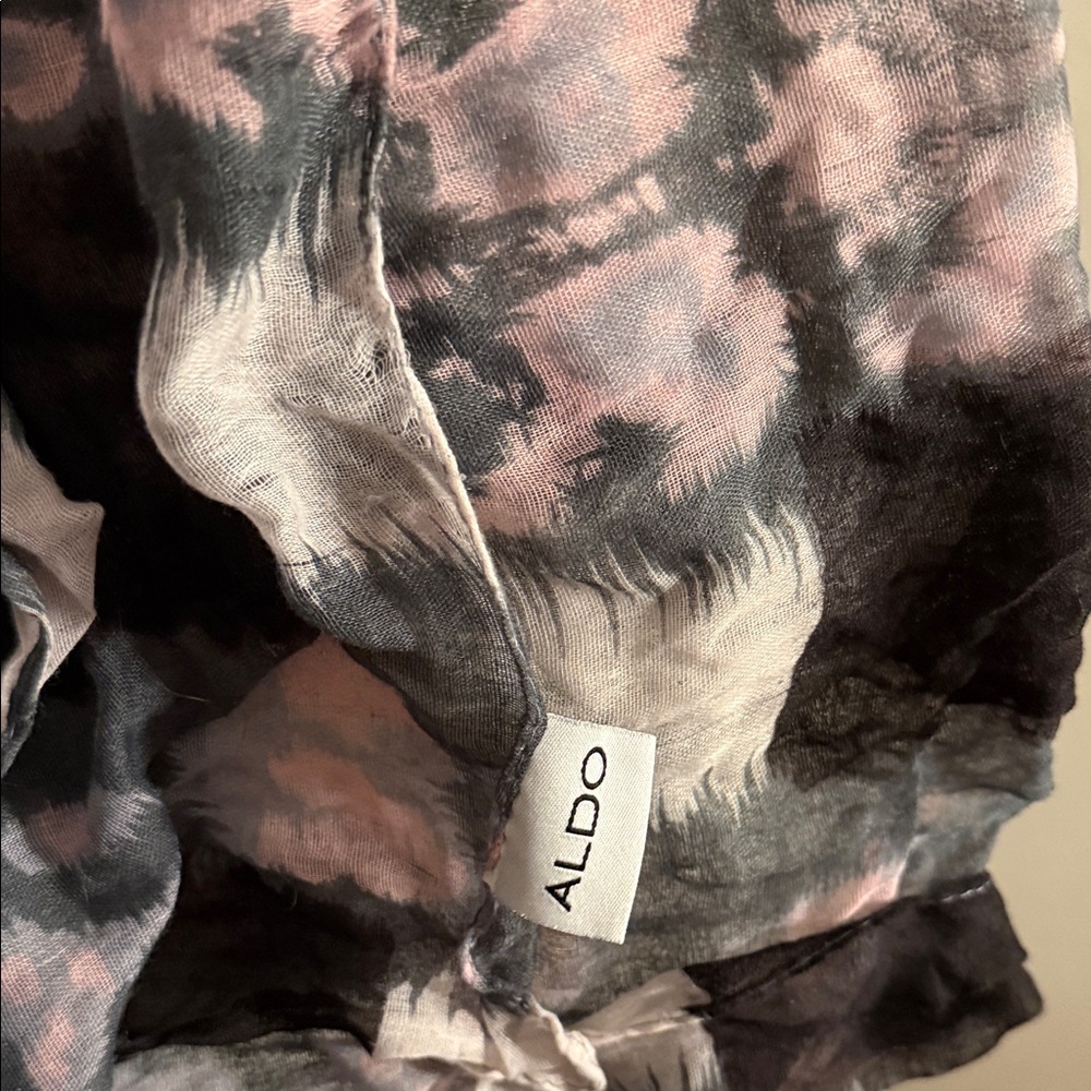 Bindle of 7 Colorful Scarf Collection - Picture 3 of 4